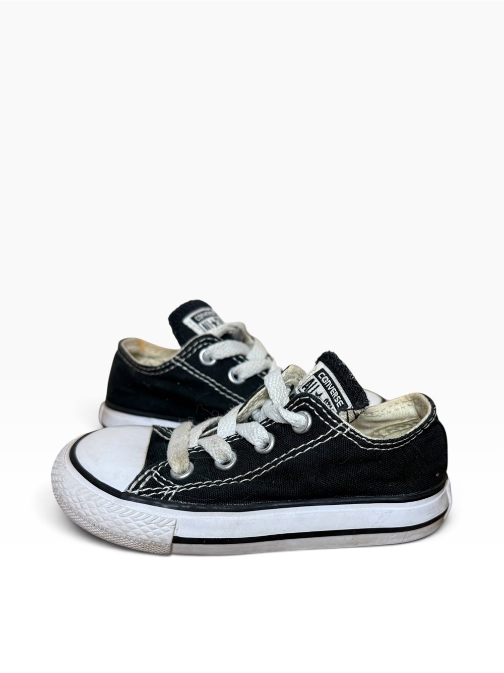 Converse All Star Chuck Taylor Low Top Madison Sneakers Kids 6